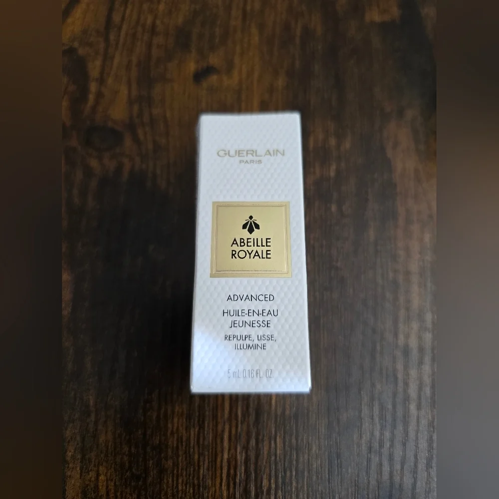 NIB! GUERLAIN, Abeille Royale, Advanced Youth Watery Oil -5ml